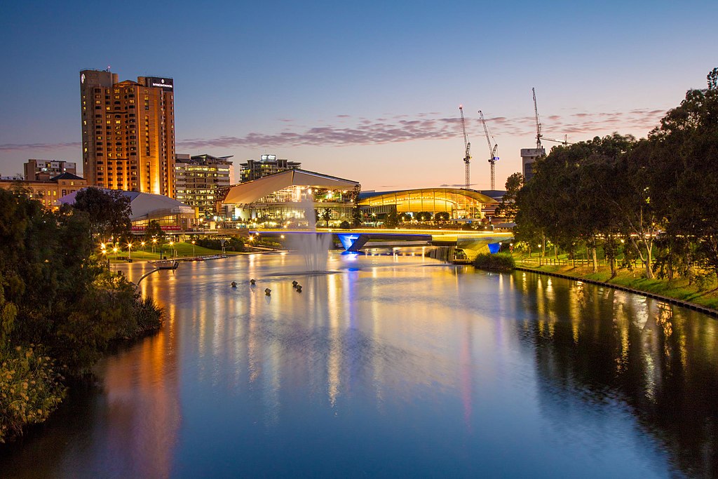 Adelaide walk - Image: River Torrens, Adelaide.