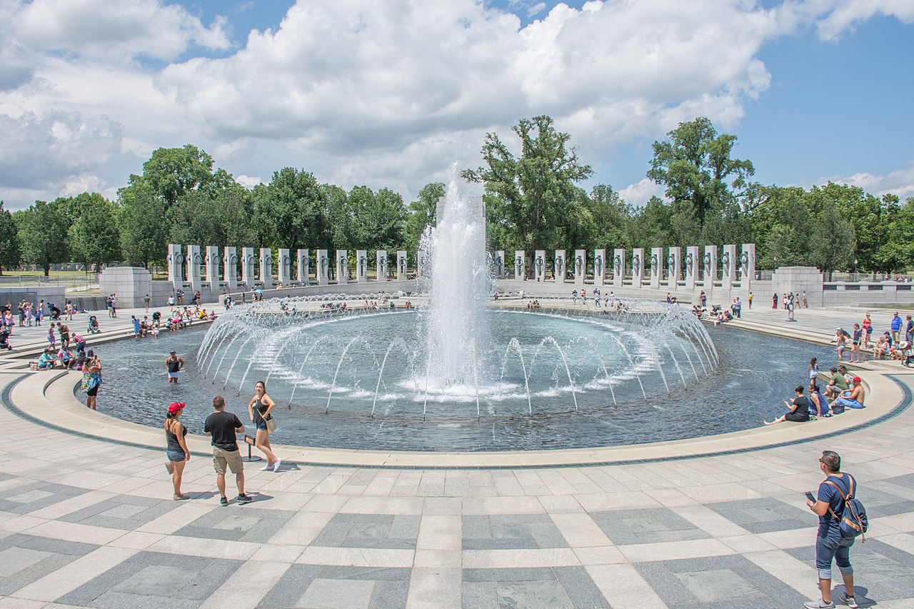 National Monuments: National WW2 Memorial, Washington