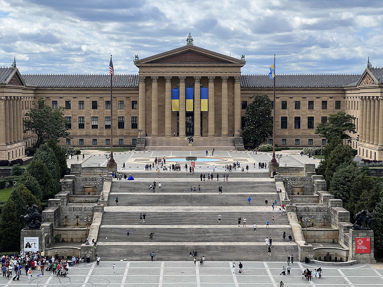 Rocky steps scene walk –  From City Hall to Fairmount