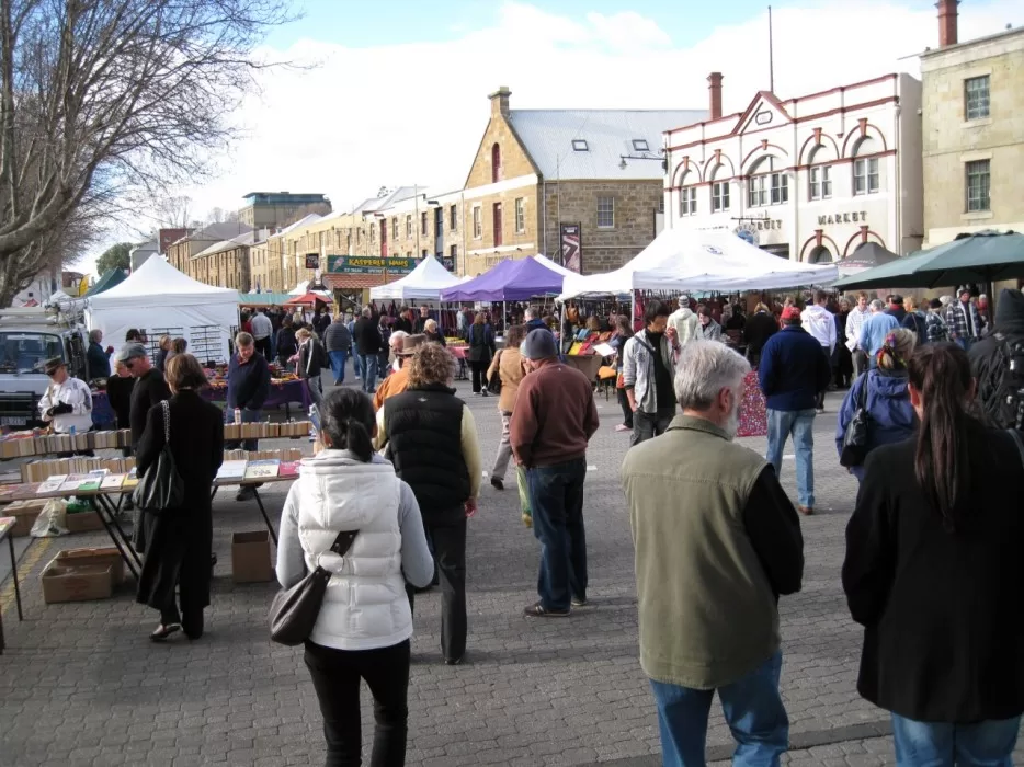 Battery point walk - image: Salamanca market